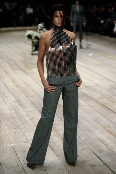 Look 18